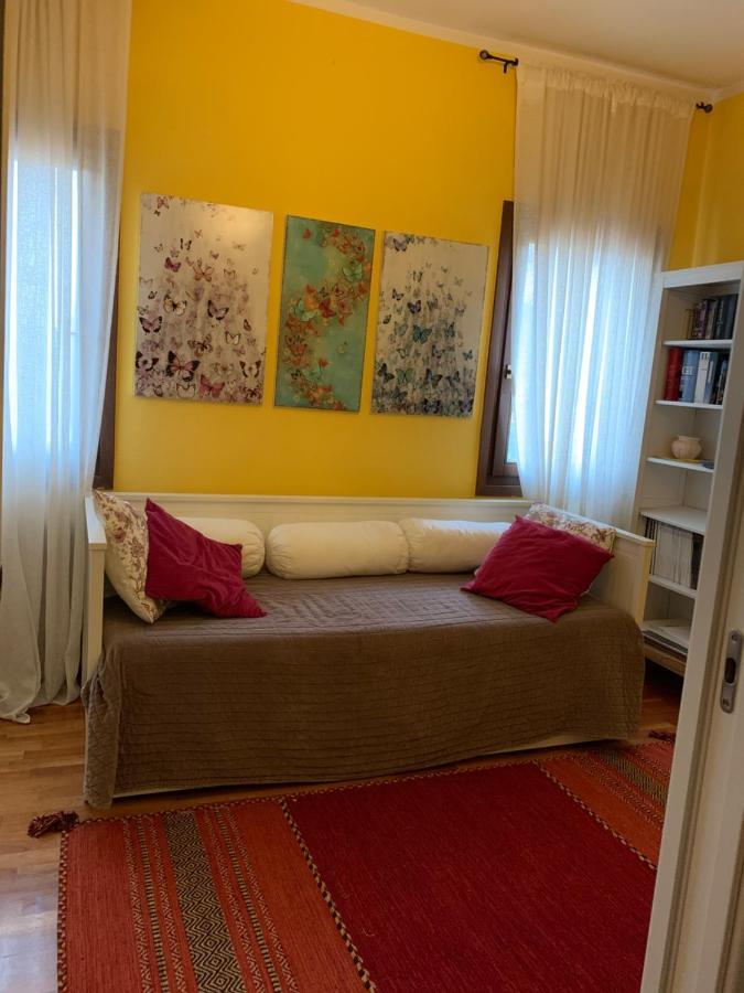 Casa Serenella B&B - Casa Vacanze بيازولا سول برينتا المظهر الخارجي الصورة