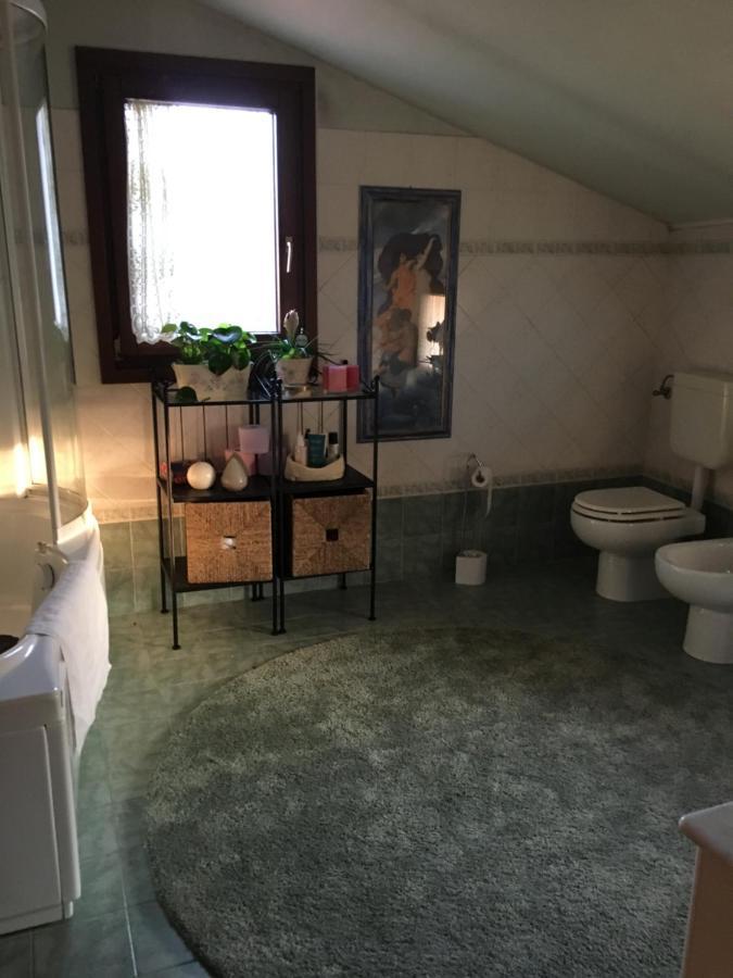 Casa Serenella B&B - Casa Vacanze بيازولا سول برينتا المظهر الخارجي الصورة