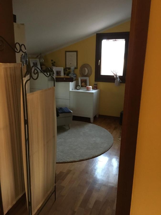Casa Serenella B&B - Casa Vacanze بيازولا سول برينتا المظهر الخارجي الصورة